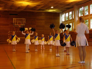Die PeeWee Cheerleader
